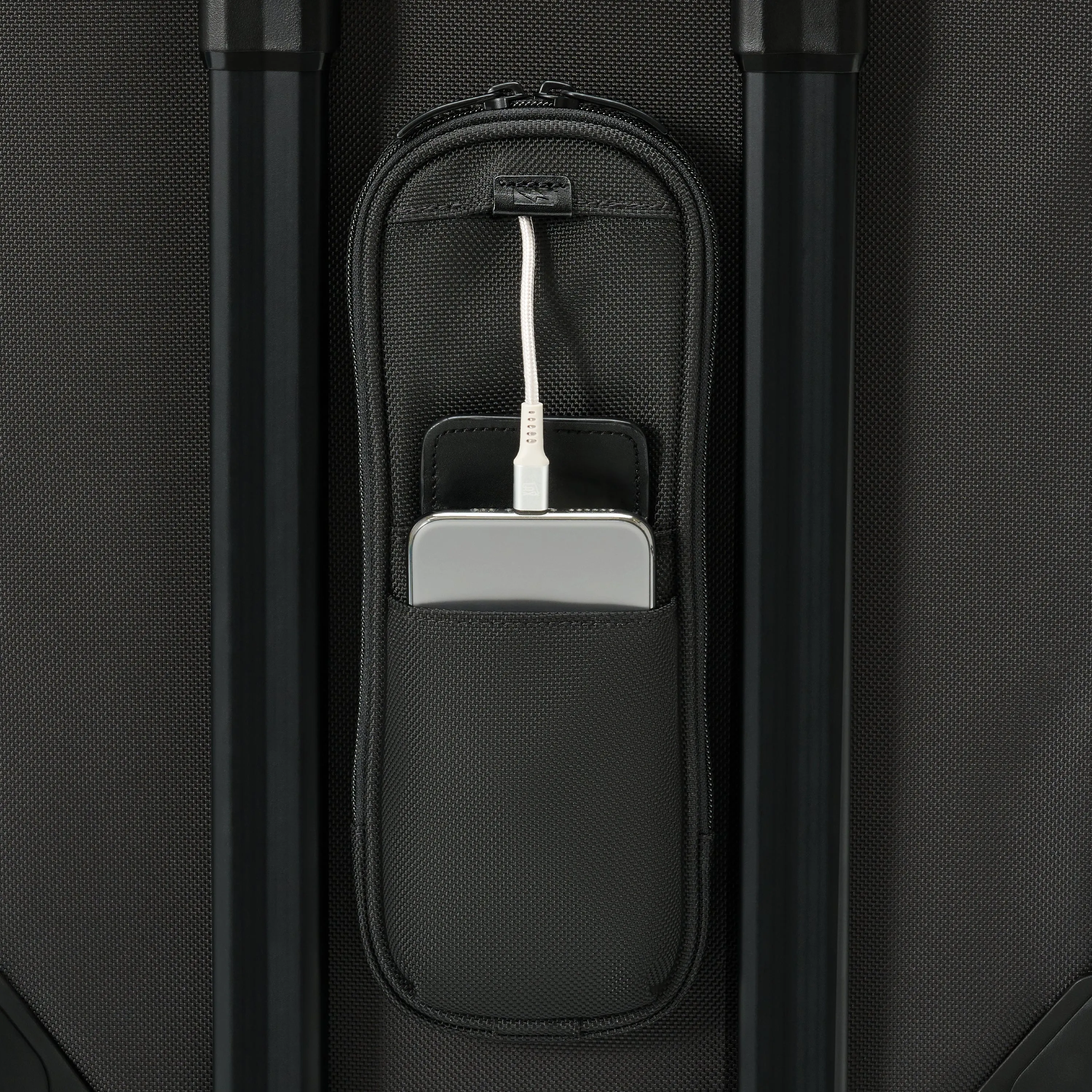 Briggs & Riley Baseline 22" Carry On 2 Wheel Garment Bag
