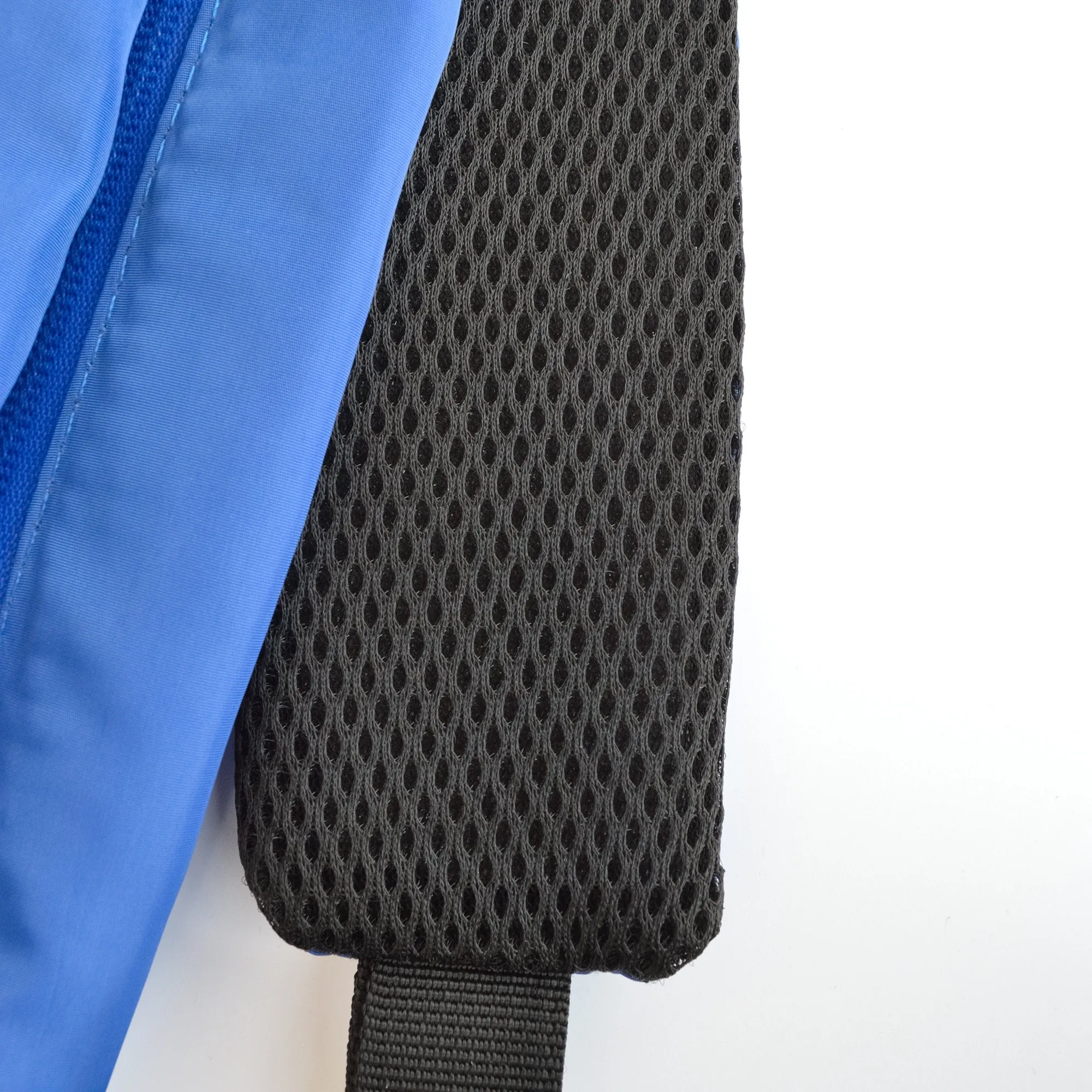 Lite Shoulder Bag